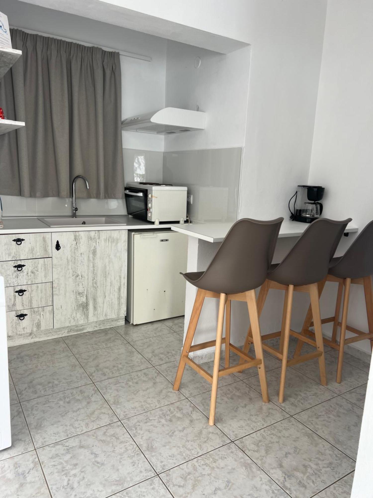 Nikos Studios Livadia  Zewnętrze zdjęcie